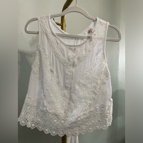 Self Esteem eyelet white sleeveless blouse size large - Picture 5 of 7
